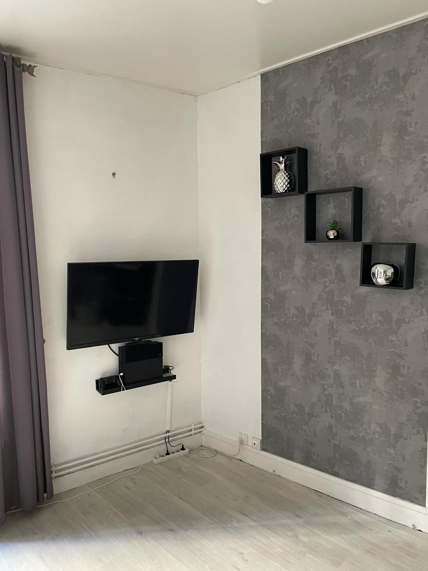 Au Bas De Montmartre ! Apartment Paris Ngoại thất bức ảnh